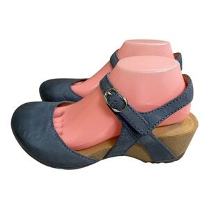 dansko
Women's Dansko Tiffani Blue Milled
Burnished Leather Size 8.5-9(39$ EUC